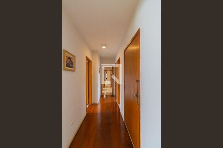 Apartamento à venda com 188m², 4 quartos e 3 vagascorredor