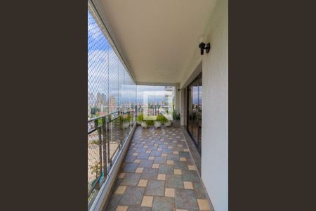 Apartamento à venda com 188m², 4 quartos e 3 vagasvaranda