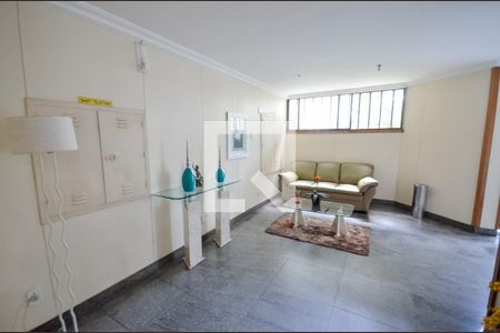 Apartamento à venda com 70m², 2 quartos e 1 vagaHall