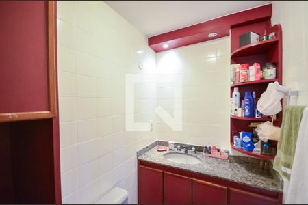 Apartamento à venda com 70m², 2 quartos e 1 vagaBanheiro da Suíte
