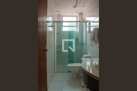 Apartamento à venda com 90m², 3 quartos e 1 vaga Apartamento à venda com 90m², 3 quartos e 1 vagaBanheiro