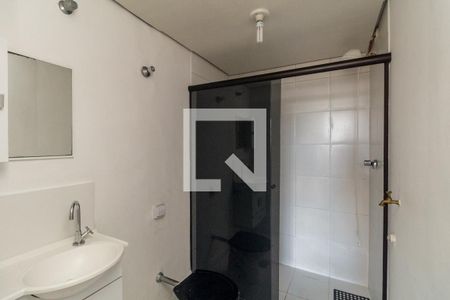 Banheiro de casa para alugar com 1 quarto, 52m² em Campos Elíseos, São Paulo