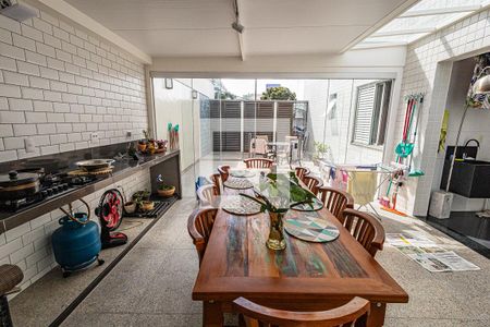 Apartamento à venda com 210m², 4 quartos e 4 vagasEspaço Gourmet e area privativa