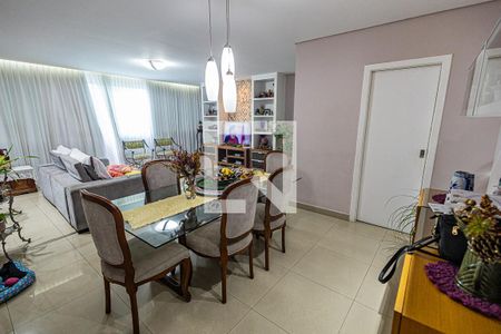 Sala de apartamento para alugar com 4 quartos, 210m² em Jaraguá, Belo Horizonte