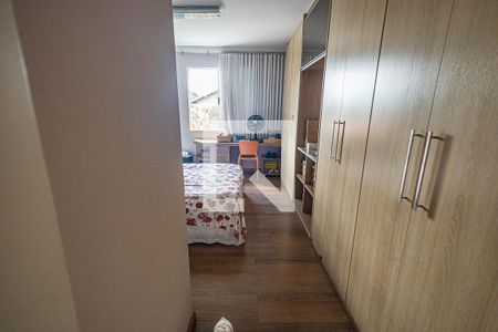 Apartamento à venda com 210m², 4 quartos e 4 vagasQuarto 2 