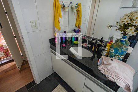 Apartamento à venda com 210m², 4 quartos e 4 vagasBanheiro Quarto 1
