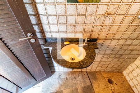 Casa à venda com 540m², 5 quartos e 2 vagas Casa à venda com 540m², 5 quartos e 2 vagasBanheiro de serviço