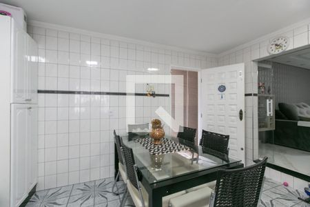 Casa à venda com 200m², 3 quartos e 2 vagas Casa à venda com 200m², 3 quartos e 2 vagasCozinha