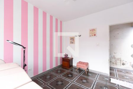 Casa à venda com 200m², 3 quartos e 2 vagas Casa à venda com 200m², 3 quartos e 2 vagasSala de trabalho