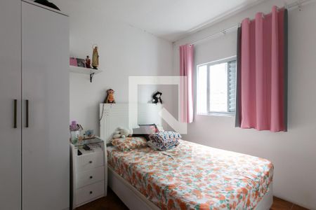 Casa à venda com 200m², 3 quartos e 2 vagas Casa à venda com 200m², 3 quartos e 2 vagasQuarto