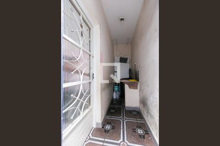 Casa à venda com 200m², 3 quartos e 2 vagas Casa à venda com 200m², 3 quartos e 2 vagasÁrea de Serviço