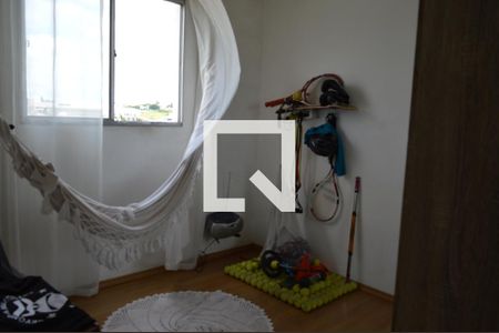 Apartamento à venda com 2 quartos, 45m² em Kennedy, Contagem
