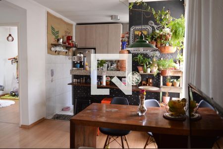 Apartamento à venda com 2 quartos, 45m² em Kennedy, Contagem