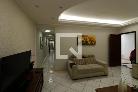 Sala de casa à venda com 5 quartos, 240m² em Jardim Ocara, Santo André