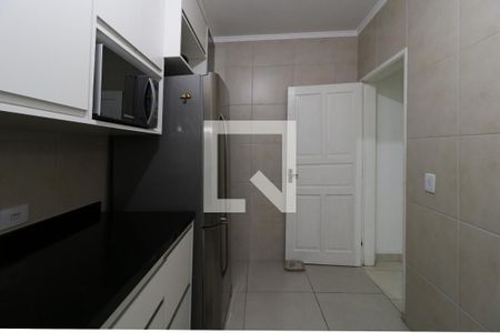 Cozinha da casa dos fundos de casa à venda com 5 quartos, 240m² em Jardim Ocara, Santo André