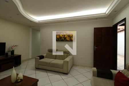 Sala de casa à venda com 5 quartos, 240m² em Jardim Ocara, Santo André