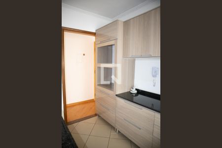 Cozinha de apartamento para alugar com 2 quartos, 56m² em Vila Guilherme, São Paulo