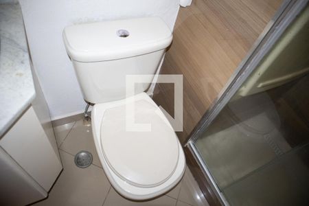 Banheiro de apartamento para alugar com 2 quartos, 56m² em Vila Guilherme, São Paulo