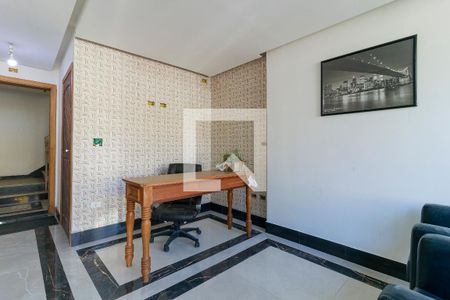 Studio para alugar com 10m², 6 quartos e sem vaga Studio para alugar com 10m², 6 quartos e sem vagaHall Social