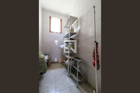 Casa à venda com 300m², 6 quartos e 4 vagasÁrea de Serviço