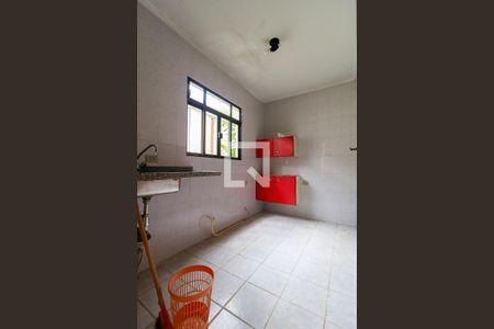 Casa à venda com 300m², 6 quartos e 4 vagasÁrea de Serviço