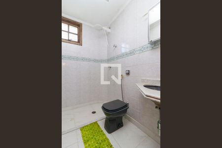 Casa à venda com 300m², 6 quartos e 4 vagasSuíte 3 - Banheiro