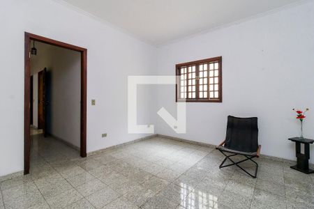 Casa à venda com 300m², 6 quartos e 4 vagasEscritório