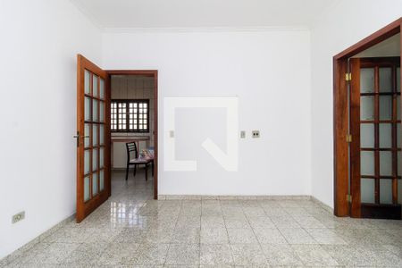 Casa à venda com 300m², 6 quartos e 4 vagasEscritório