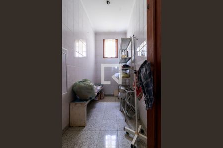 Casa à venda com 300m², 6 quartos e 4 vagasÁrea de Serviço