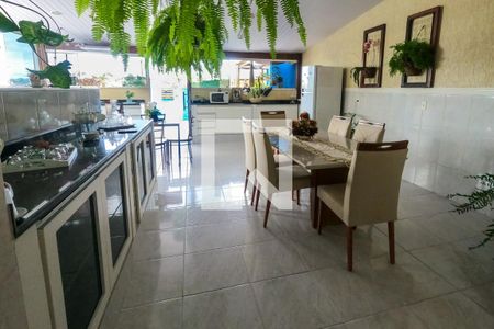 Apartamento à venda com 200m², 3 quartos e 2 vagasCopa