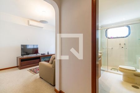 Apartamento à venda com 291m², 4 quartos e 4 vagasSuíte 1