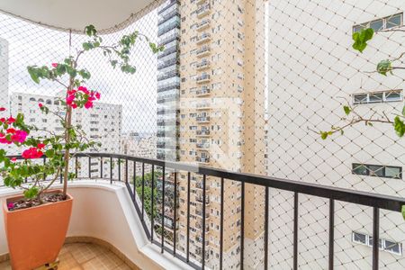 Apartamento à venda com 291m², 4 quartos e 4 vagasVaranda da Suíte máster