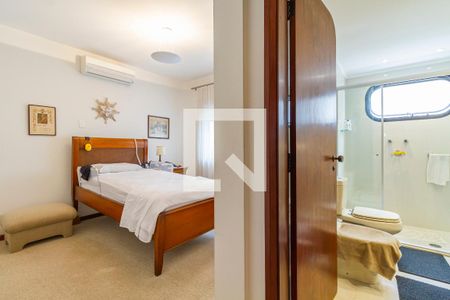 Apartamento à venda com 291m², 4 quartos e 4 vagasSuíte 2