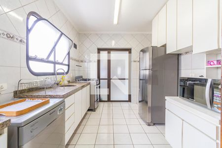 Apartamento à venda com 291m², 4 quartos e 4 vagasCozinha