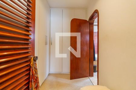 Apartamento à venda com 291m², 4 quartos e 4 vagasBanheiro Suíte máster