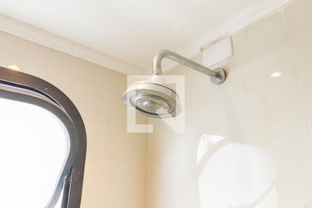 Apartamento à venda com 291m², 4 quartos e 4 vagasBanheiro da Suíte 2