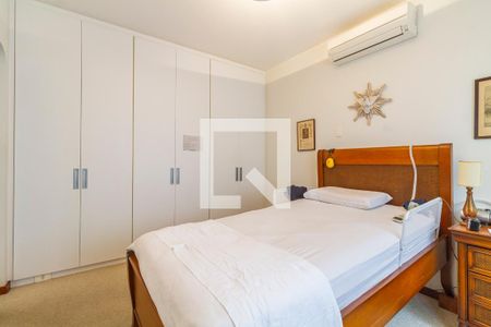 Apartamento à venda com 291m², 4 quartos e 4 vagasSuíte 2