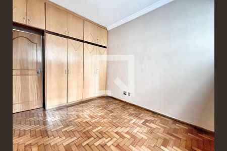 Quarto 3 de apartamento à venda com 4 quartos, 135m² em Centro, Belo Horizonte