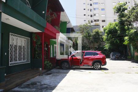 Casa à venda com 173m², 3 quartos e 2 vagasEntrada