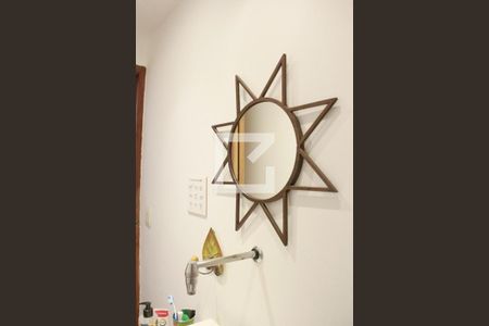 Casa à venda com 173m², 3 quartos e 2 vagasLavabo