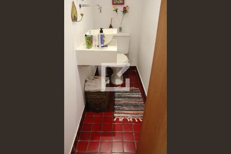 Casa à venda com 173m², 3 quartos e 2 vagasLavabo