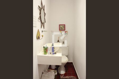 Casa à venda com 173m², 3 quartos e 2 vagasLavabo