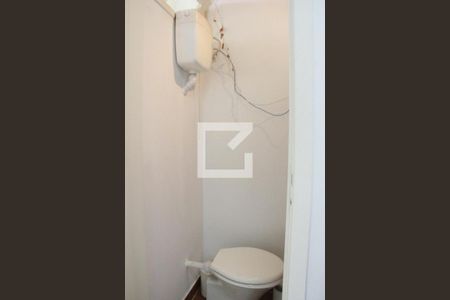 Casa à venda com 173m², 3 quartos e 2 vagasBanheiro Lavanderia