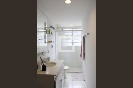 Casa à venda com 173m², 3 quartos e 2 vagasBanheiro Social 1 andar