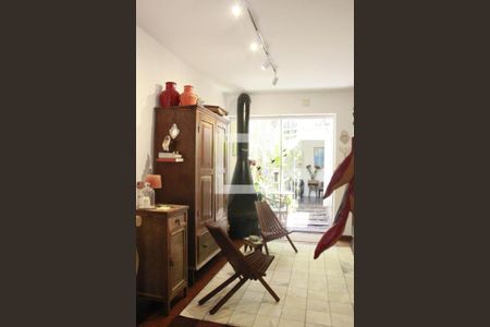 Sala de casa à venda com 3 quartos, 173m² em Vila Olímpia, São Paulo