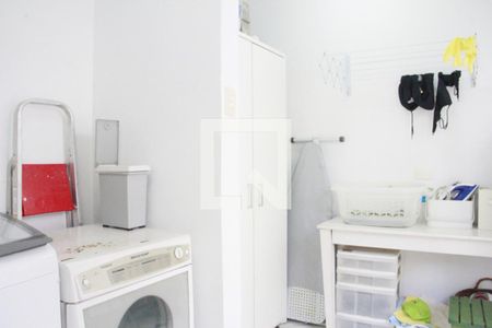 Casa à venda com 173m², 3 quartos e 2 vagasLavanderia