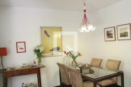 Casa à venda com 173m², 3 quartos e 2 vagasSala Jantar