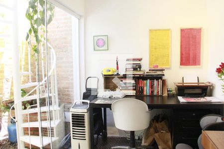 Casa à venda com 173m², 3 quartos e 2 vagasHome Office