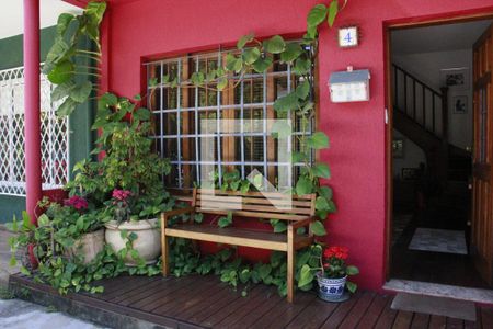 Casa à venda com 173m², 3 quartos e 2 vagasFachada