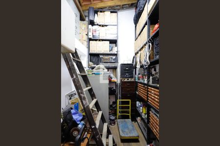 Casa à venda com 250m², 3 quartos e 4 vagasOficina